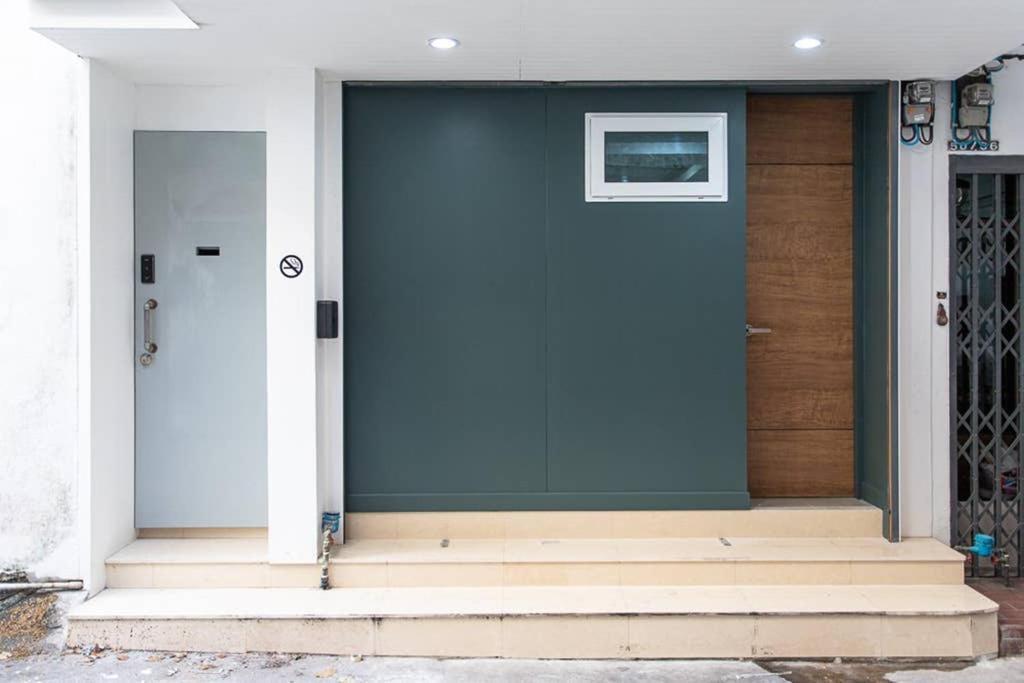 Апартаменти P2 Silom Large 2Beds Full Kitchen Wifi 4-6Pax Бангкок Екстер'єр фото