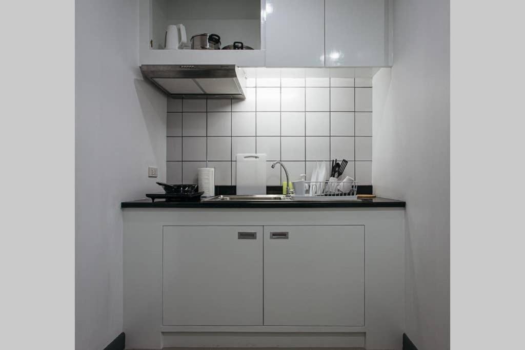 Апартаменти P2 Silom Large 2Beds Full Kitchen Wifi 4-6Pax Бангкок Екстер'єр фото